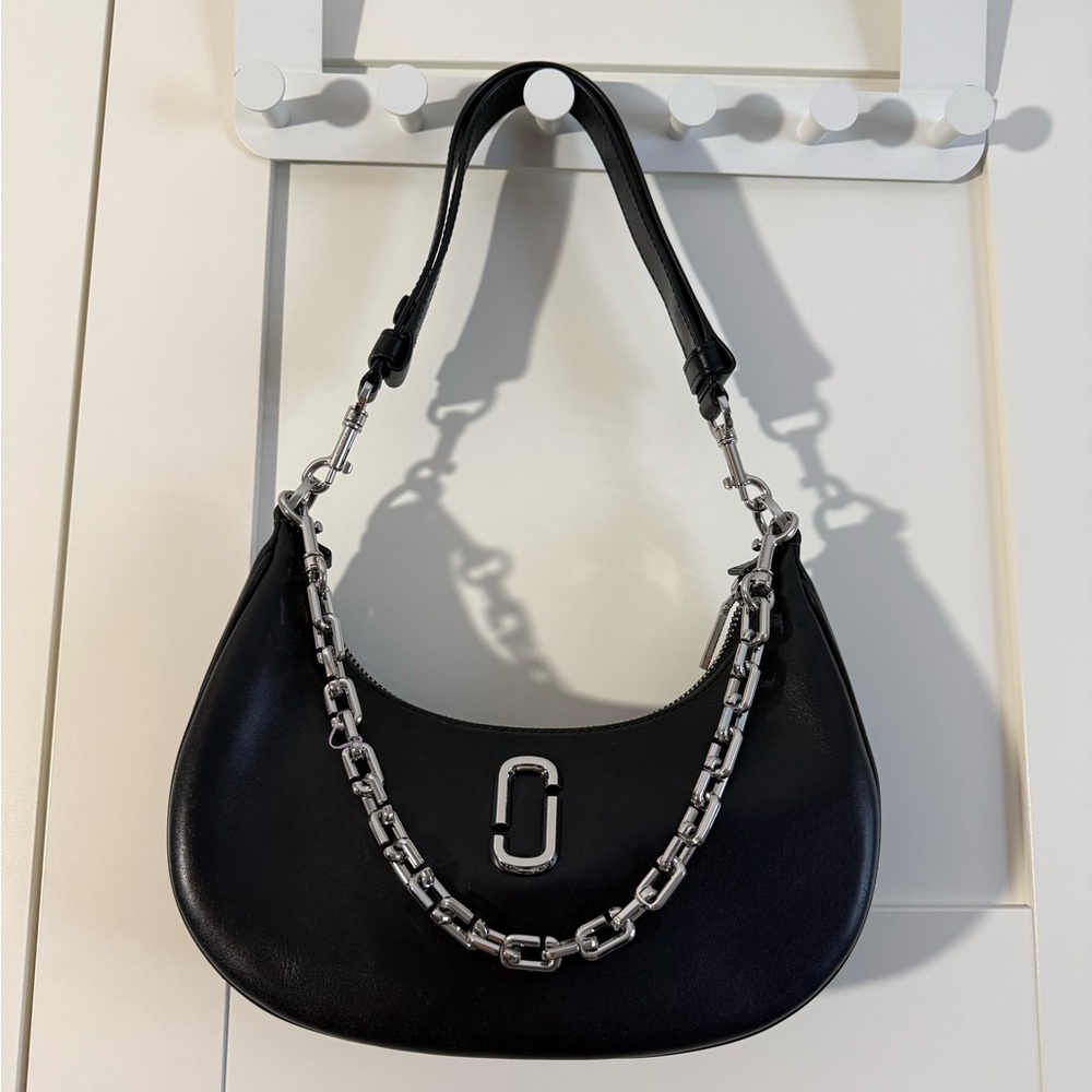 The Curve Bag by Marc Jacob Shoulder Bag with Silver Chain - Picture 4 of 5